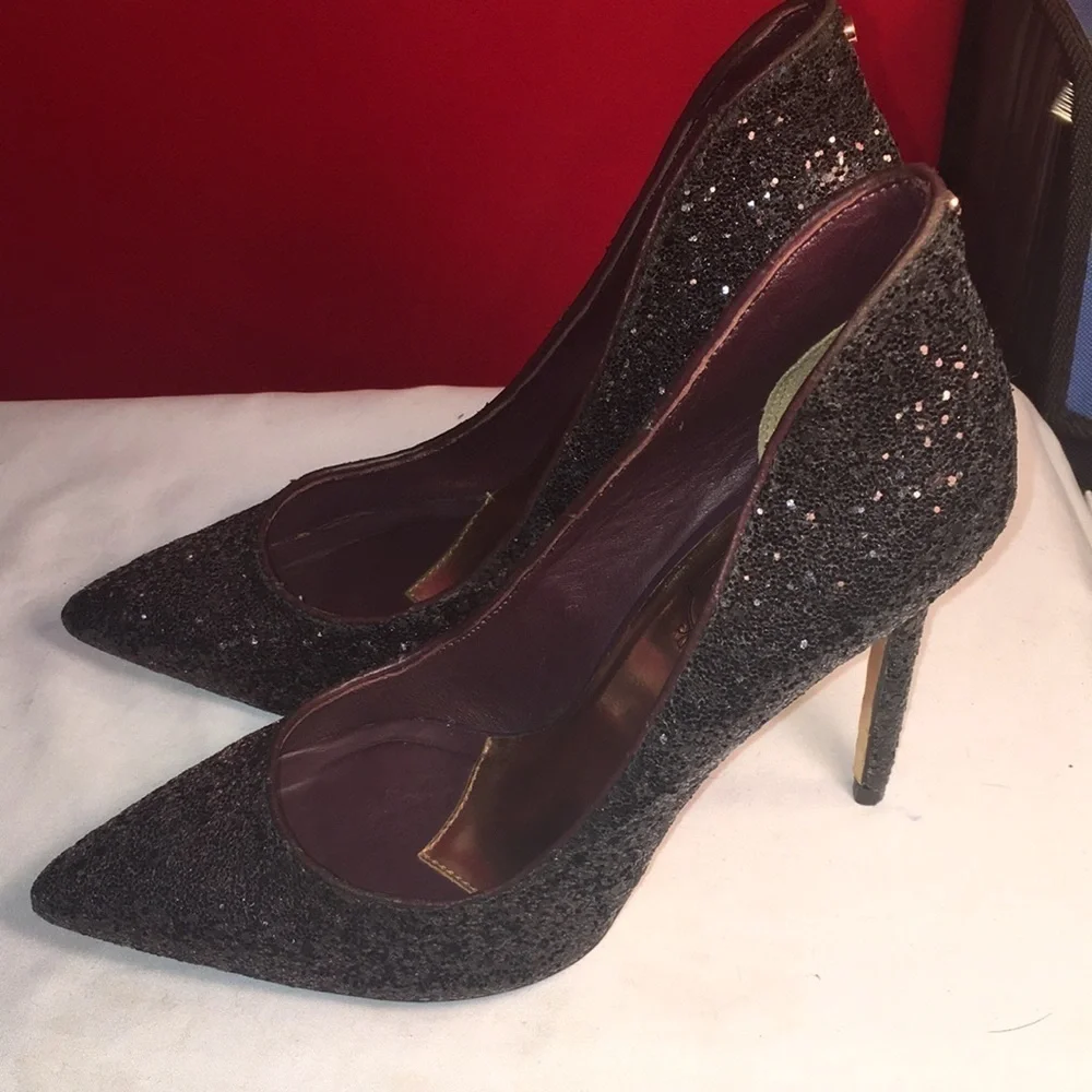 TED BAKER LONDON HEELS​​​​​​​​​​​​​​​​​​​​​​​​​​​​​​​​​​​​ - Picture 2 of 7